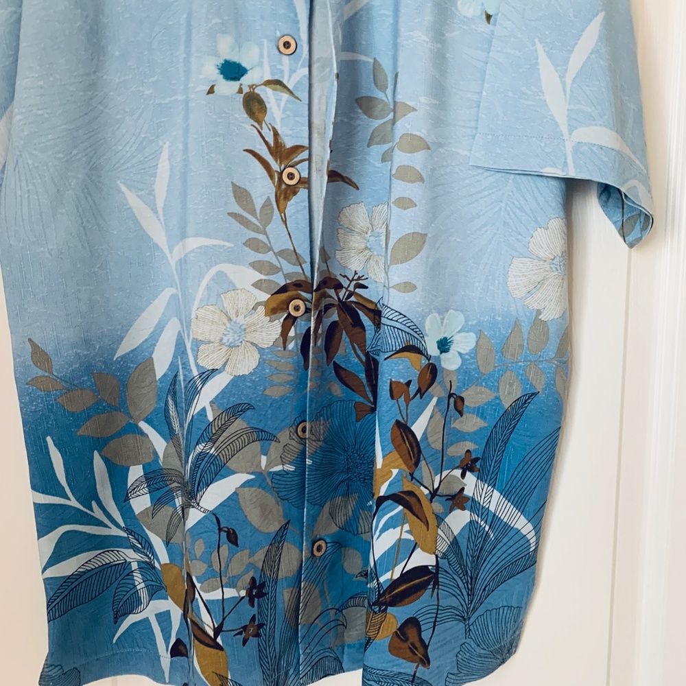 TOMMY BAHAMA Tropical Silk Short Sleeve  Camp Shirt XL - Picture 3 of 6